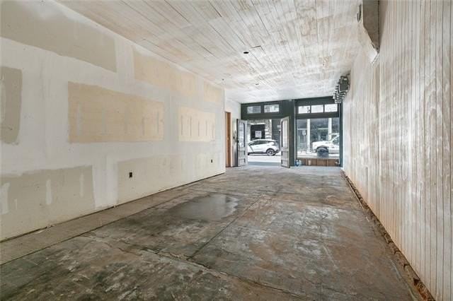 210 Decatur St - Photo 6 of 12