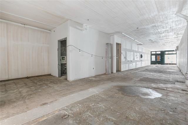 210 Decatur St - Photo 7 of 12