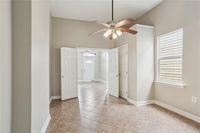 747 S Genois St - Photo 5 of 12