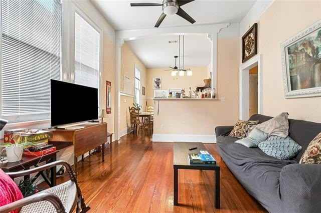 2101 S Carrollton Ave - Photo 3 of 10