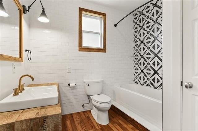 3429 Clara St - Photo 7 of 19
