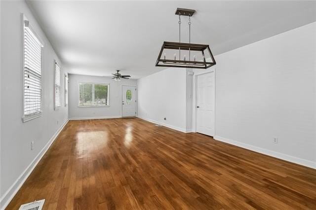 6942 Canal Blvd - Photo 3 of 15