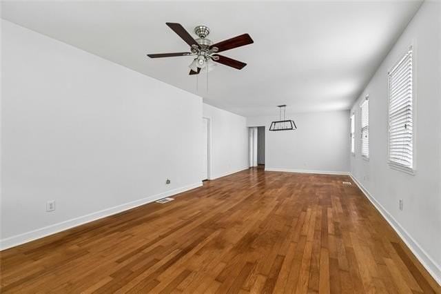6942 Canal Blvd - Photo 4 of 15
