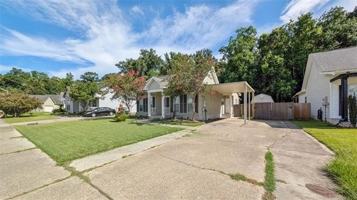 featured image of 2735 Village Ct
