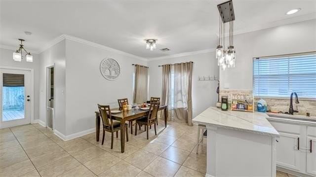 2735 Village Ct - Photo 5 of 31
