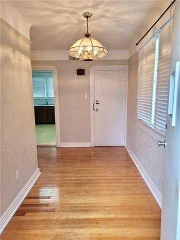 600 Homedale St #B - Photo 2 of 8