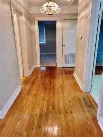 600 Homedale St #B - Photo 3 of 8