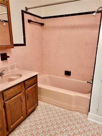 600 Homedale St #B - Photo 7 of 8