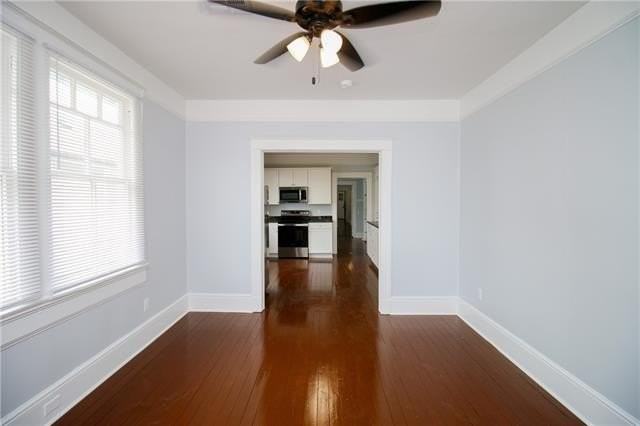 2311 Joliet St - Photo 4 of 29