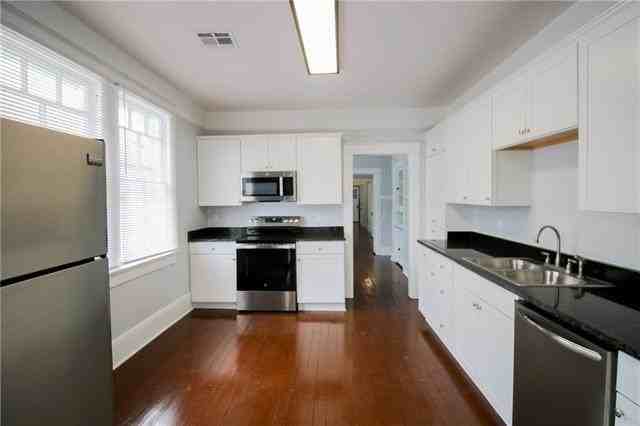 2311 Joliet St - Photo 7 of 29