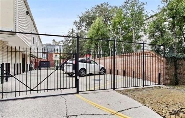3101 Saint Charles Ave #7 - Photo 3 of 11
