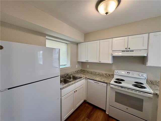 54 Carriage Ln #A - Photo 4 of 13