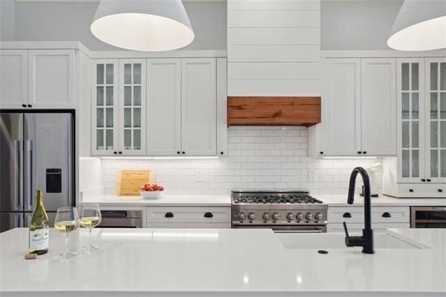 530 2nd St - Photo 4 of 19