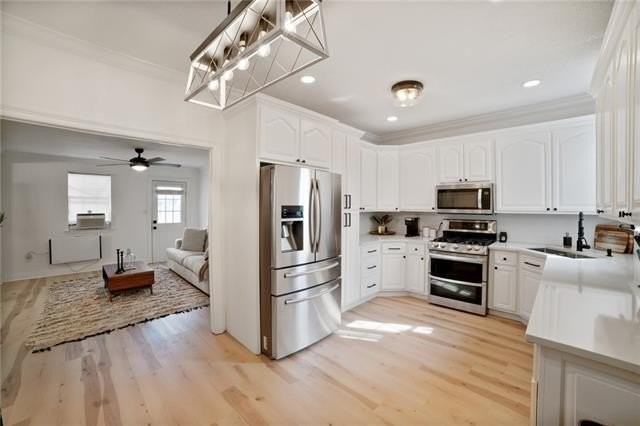 616 Lebeau St #A - Photo 4 of 15