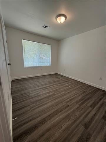 717 N Woodlawn Ave - Photo 7 of 12