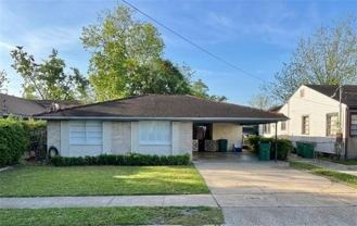 4516 Calumet St - Photo 1 of 1