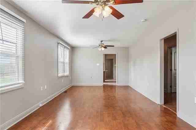 6244 Marshal Foch St - Photo 6 of 12
