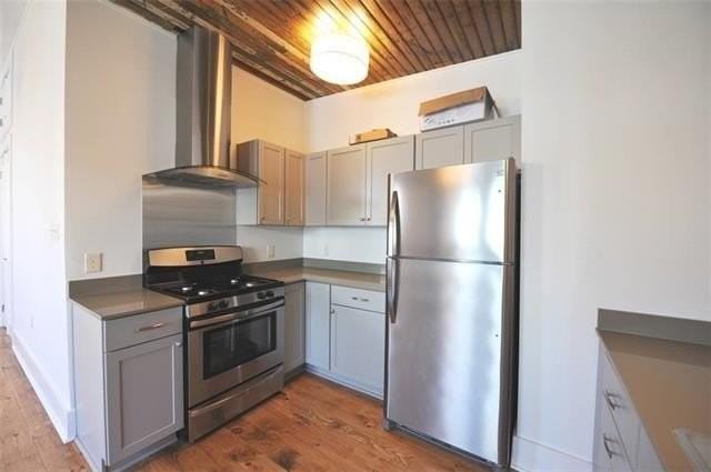 731 N Rendon St - Photo 2 of 7