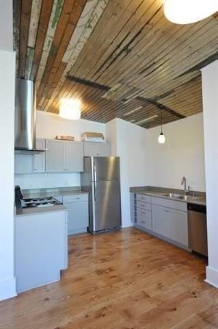 731 N Rendon St - Photo 4 of 7