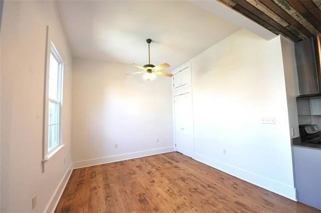 731 N Rendon St - Photo 5 of 7