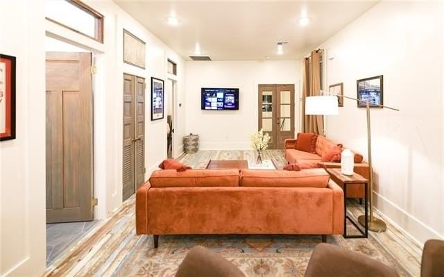 625 Louisa St - Photo 7 of 22
