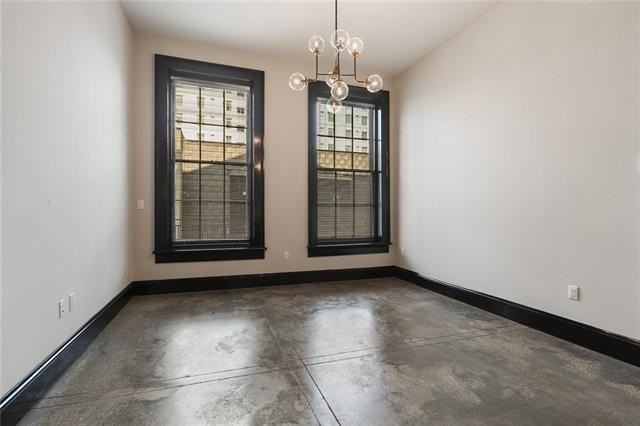 419 Carondelet St #305 - Photo 5 of 18