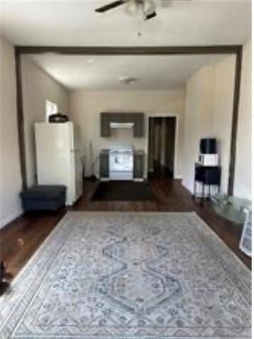 2312 Touro St - Photo 2 of 6