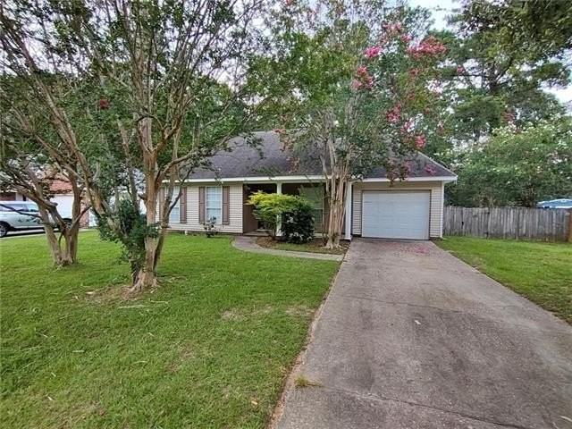 31 Wickfield Dr - Photo 2 of 15