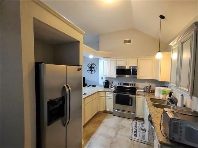 31 Wickfield Dr - Photo 4 of 15