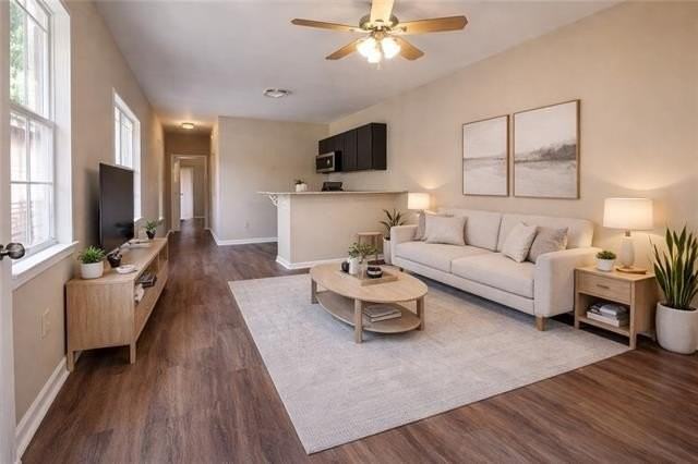 1703 Clouet St - Photo 4 of 14