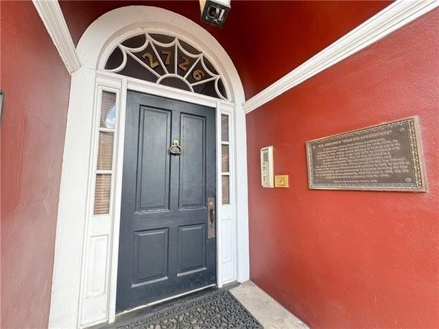 2726 Prytania St #7 - Photo 2 of 18
