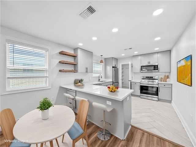 1227 Cook St - Photo 3 of 16