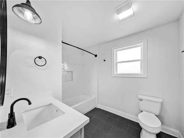 1227 Cook St - Photo 7 of 16