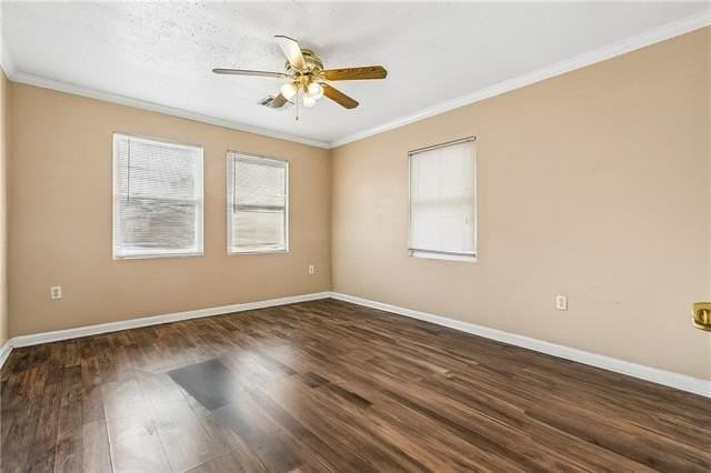 1942 Piety St - Photo 5 of 10