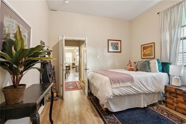637 S Alexander St - Photo 6 of 11