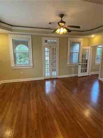 2036 Marengo St - Photo 3 of 18