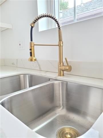 4506 Elba St - Photo 3 of 7