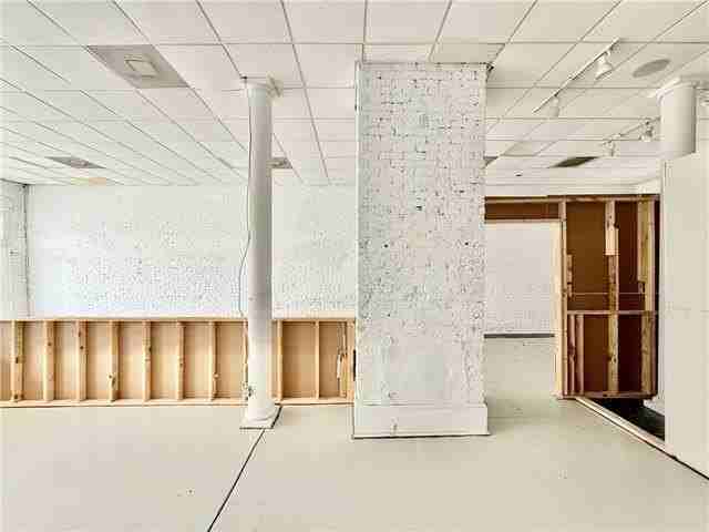 2126 Magazine St - Photo 6 of 16