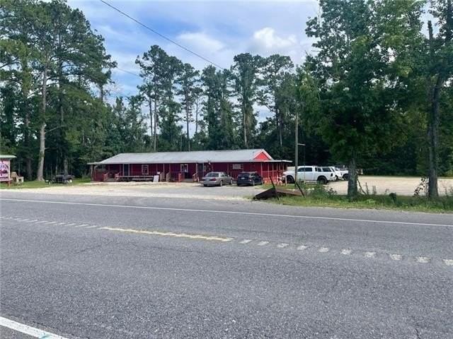 18056 Florida Blvd - Photo 2 of 17