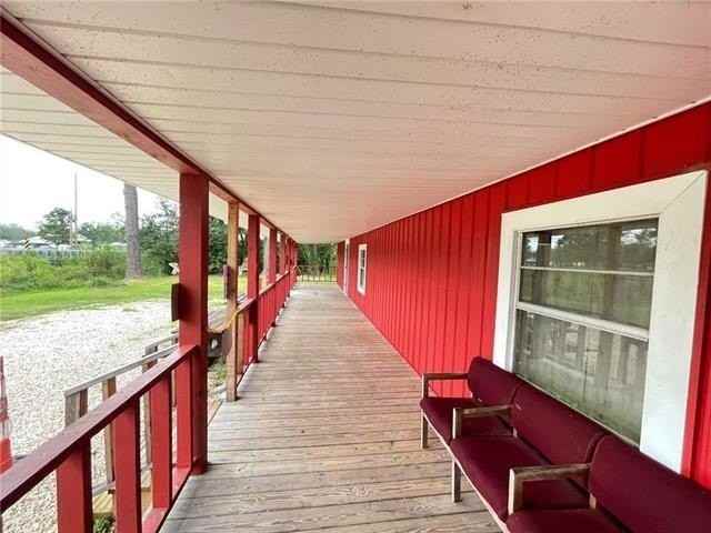 18056 Florida Blvd - Photo 6 of 17