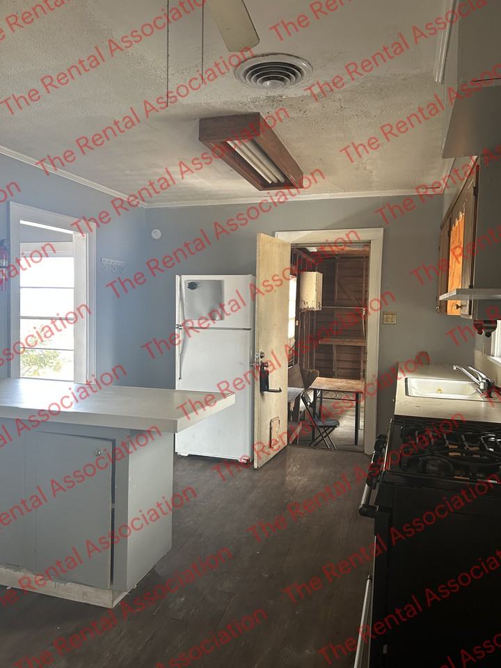 1110 Cook St #1 - Photo 2 of 21