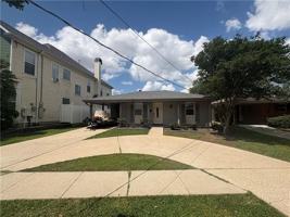 featured image of 3512 Lake Villa Dr