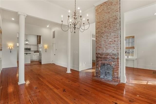 3639 Annunciation St - Photo 4 of 22