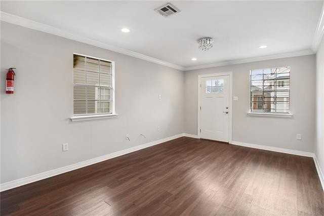 2506 Saint Philip St - Photo 3 of 13