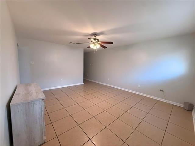 4722 Shalimar Dr - Photo 3 of 11