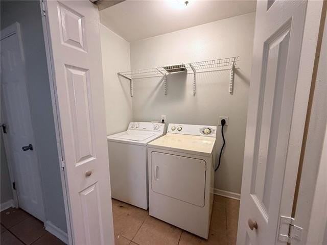 4722 Shalimar Dr - Photo 6 of 11