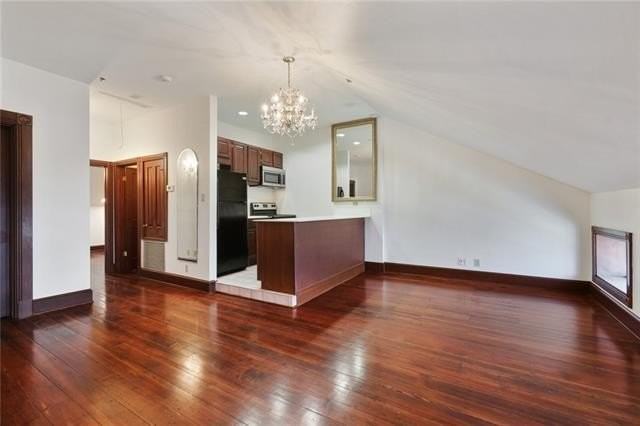 310 N Rampart St #D - Photo 4 of 9