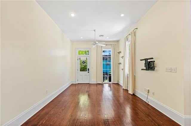 4433 Danneel St - Photo 5 of 32