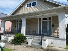 featured image of 1424 N Johnson St