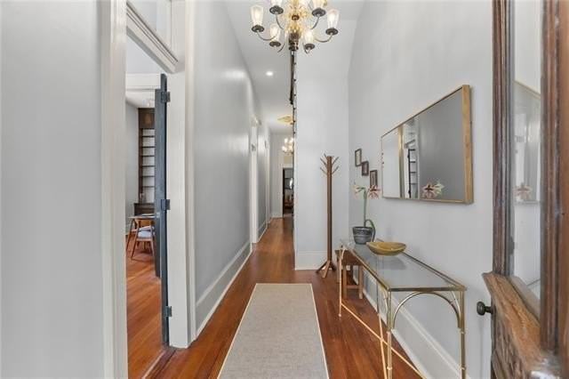 912 Louisiana Ave - Photo 3 of 37